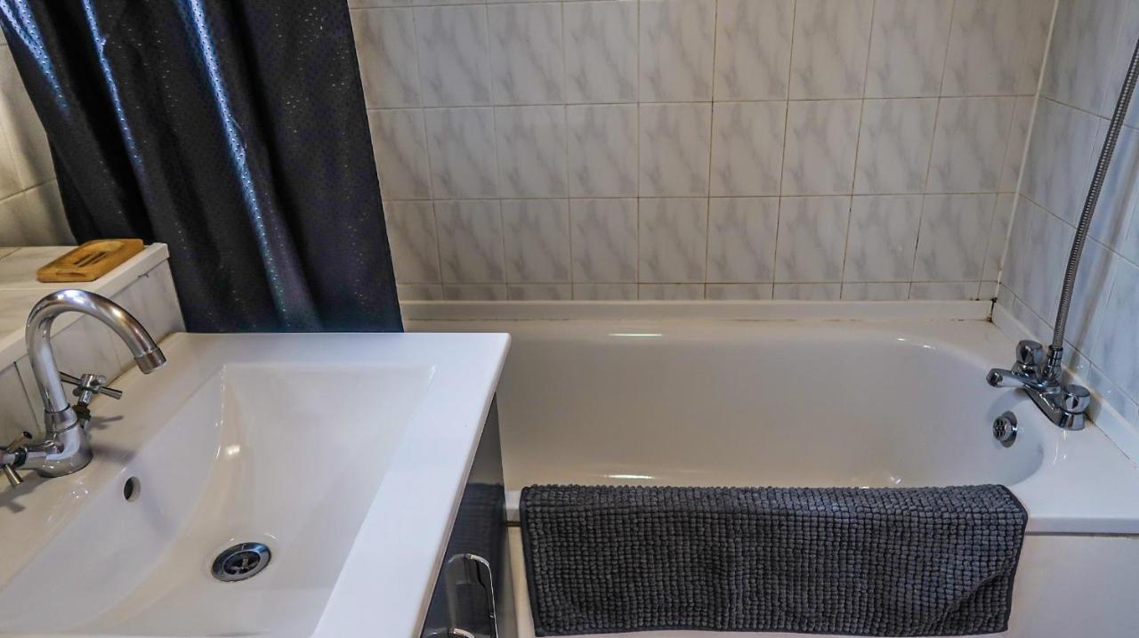 Cozy Double Room - Only Room Londres Extérieur photo